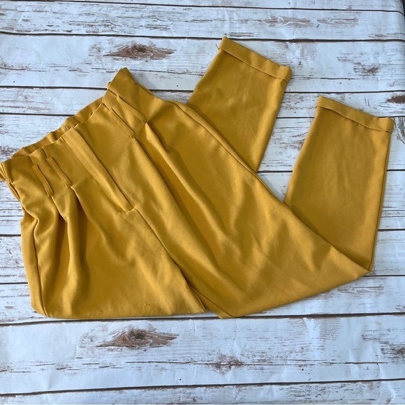Haute‎ Monde Mustard Yellow Ankle Pants Size Medium - Picture 12 of 13